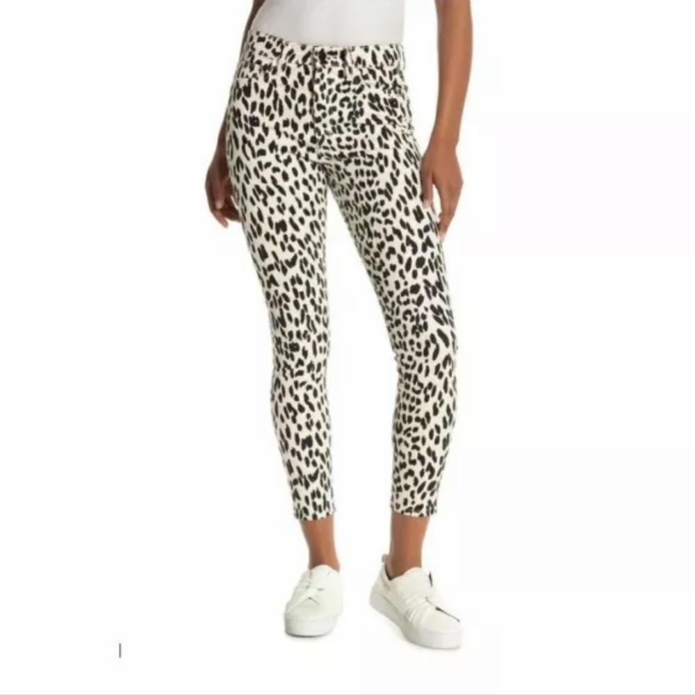 NWT - Joe’s Jeans - Charlie High Rise - 24